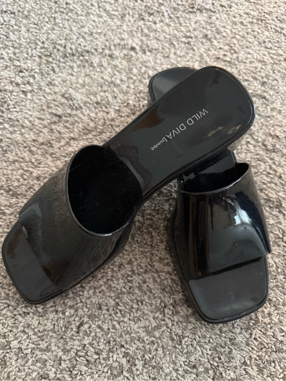 WILD DIVA Lounge Black JELLY Slide Mules